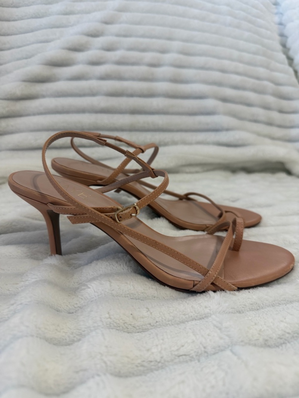 RAYE Women's Nude Strappy Heels, Size 8 - Picture 12 of 15
